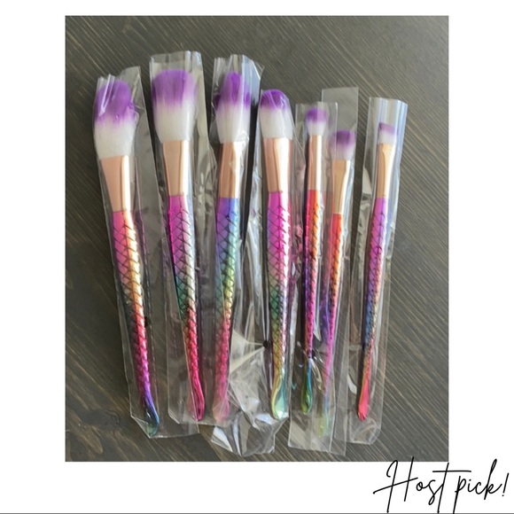 Other - B3G1 Free! Mermaid Makeup Brushes - 7 brushes